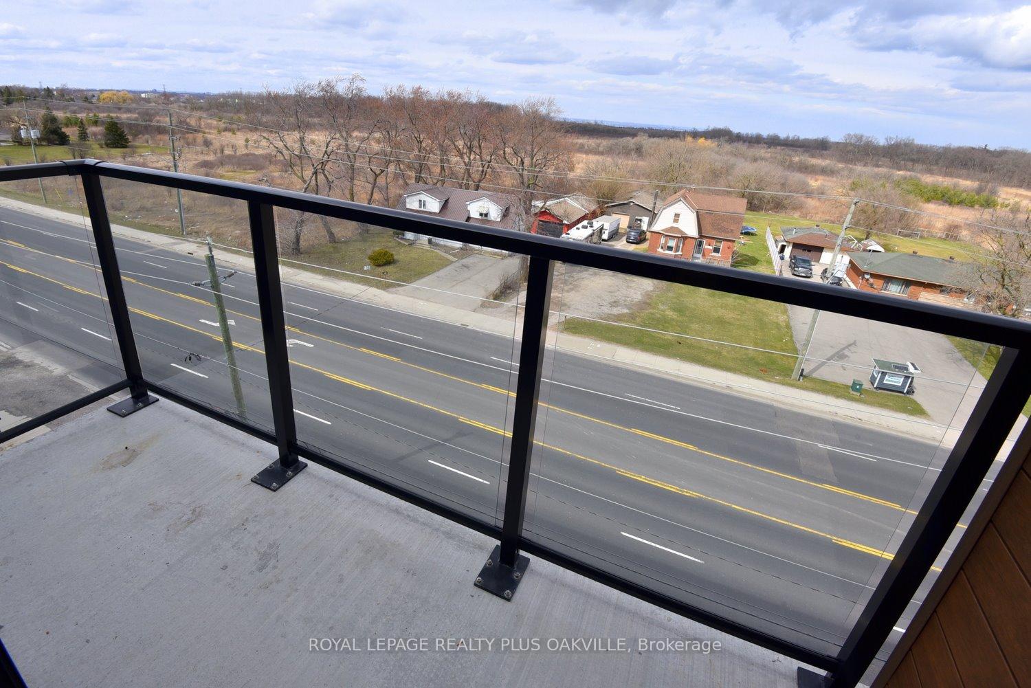 1 Bedroom Condo at 1936 Rymal, Hamilton For sale