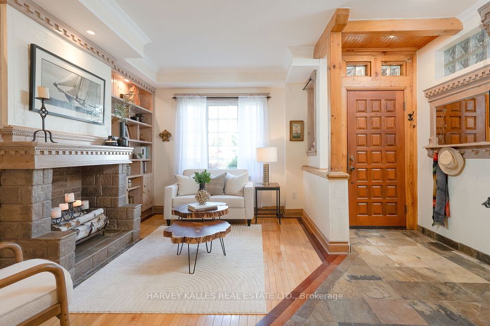 94 Brooklawn Avenue, Toronto, ON M1M 2P6