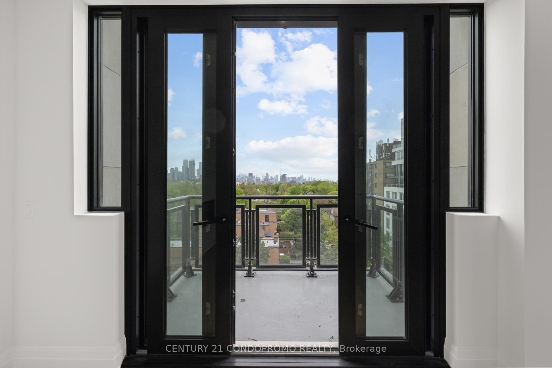 2 Bedrooms Condo at 2 Forest Hill, Toronto For sale