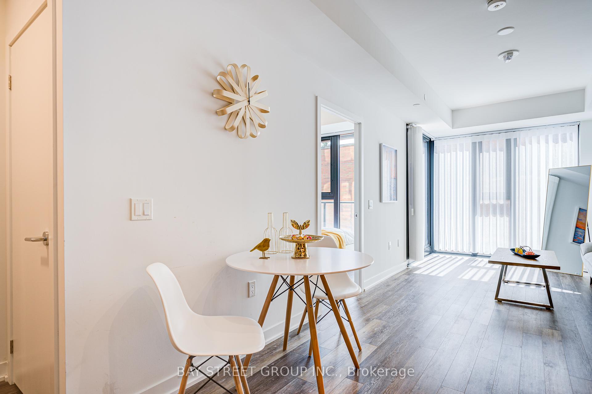2 Bedrooms Condo at 250 Lawrence, Toronto For sale