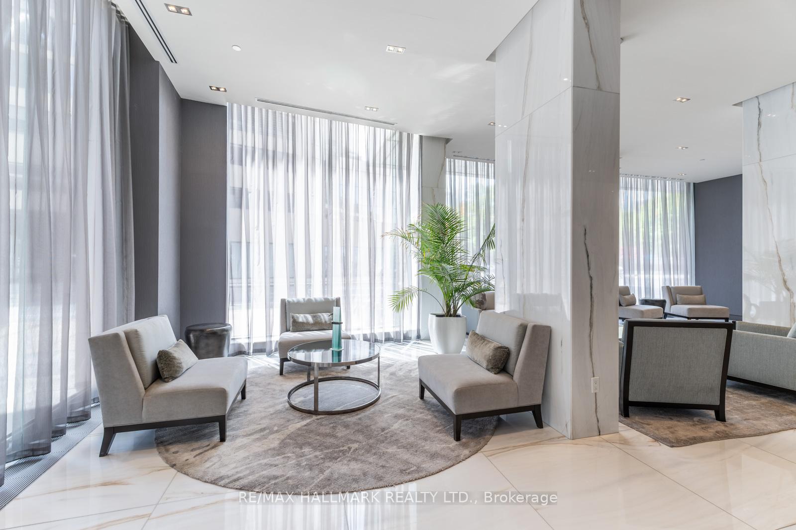1 Bedroom Condo at 88 Davenport, Toronto For sale