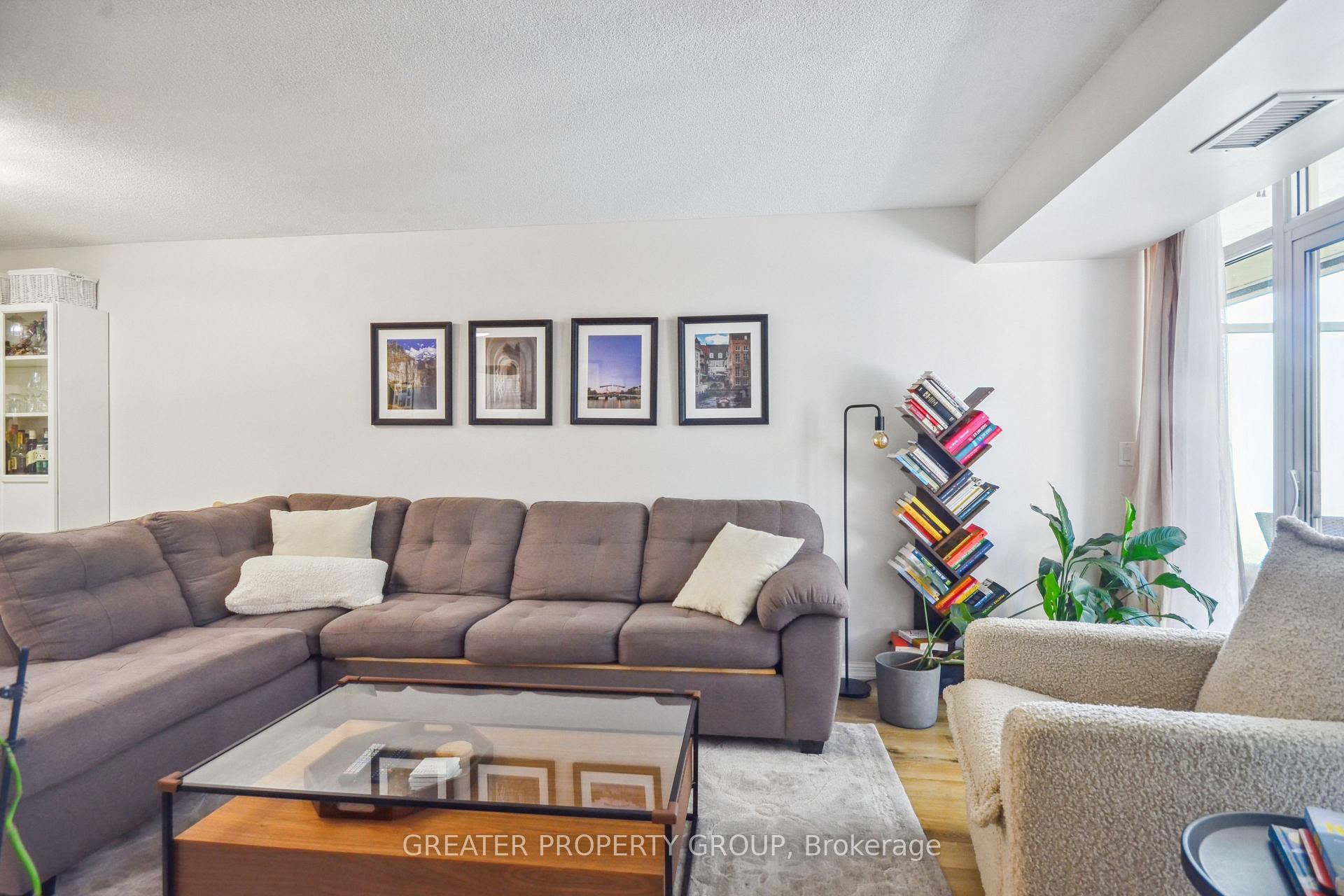 2 Bedrooms Condo at 75 East Liberty,  Toronto For sale