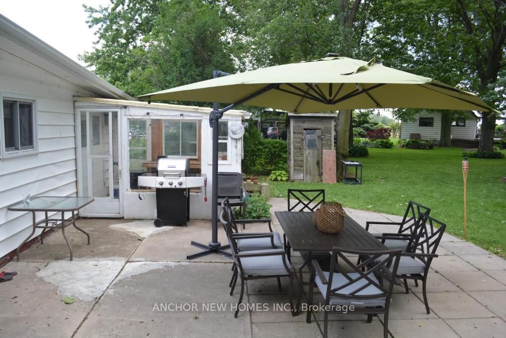 2318 Talbot Trail, Chatham-Kent, ON N0P 2P0