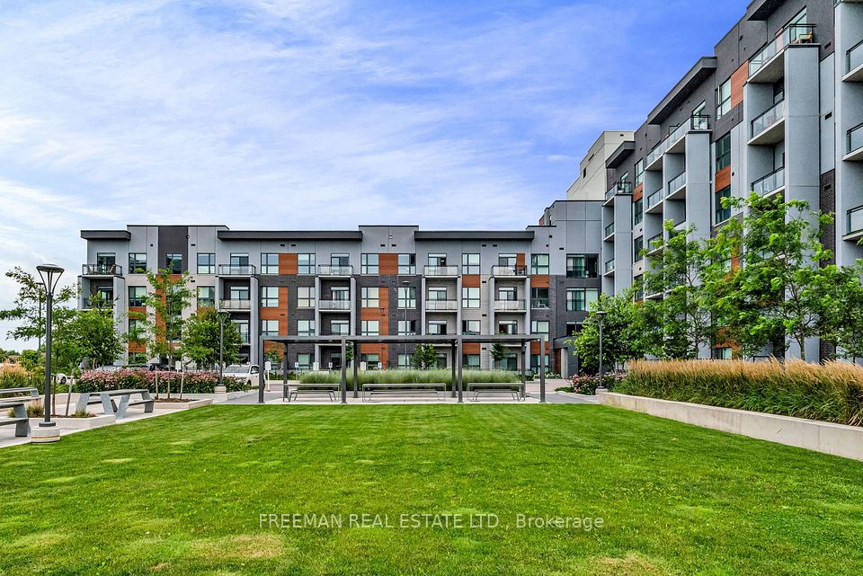 Property at #605 - 95 Dundas Street, Oakville, ON L6M 5N4
