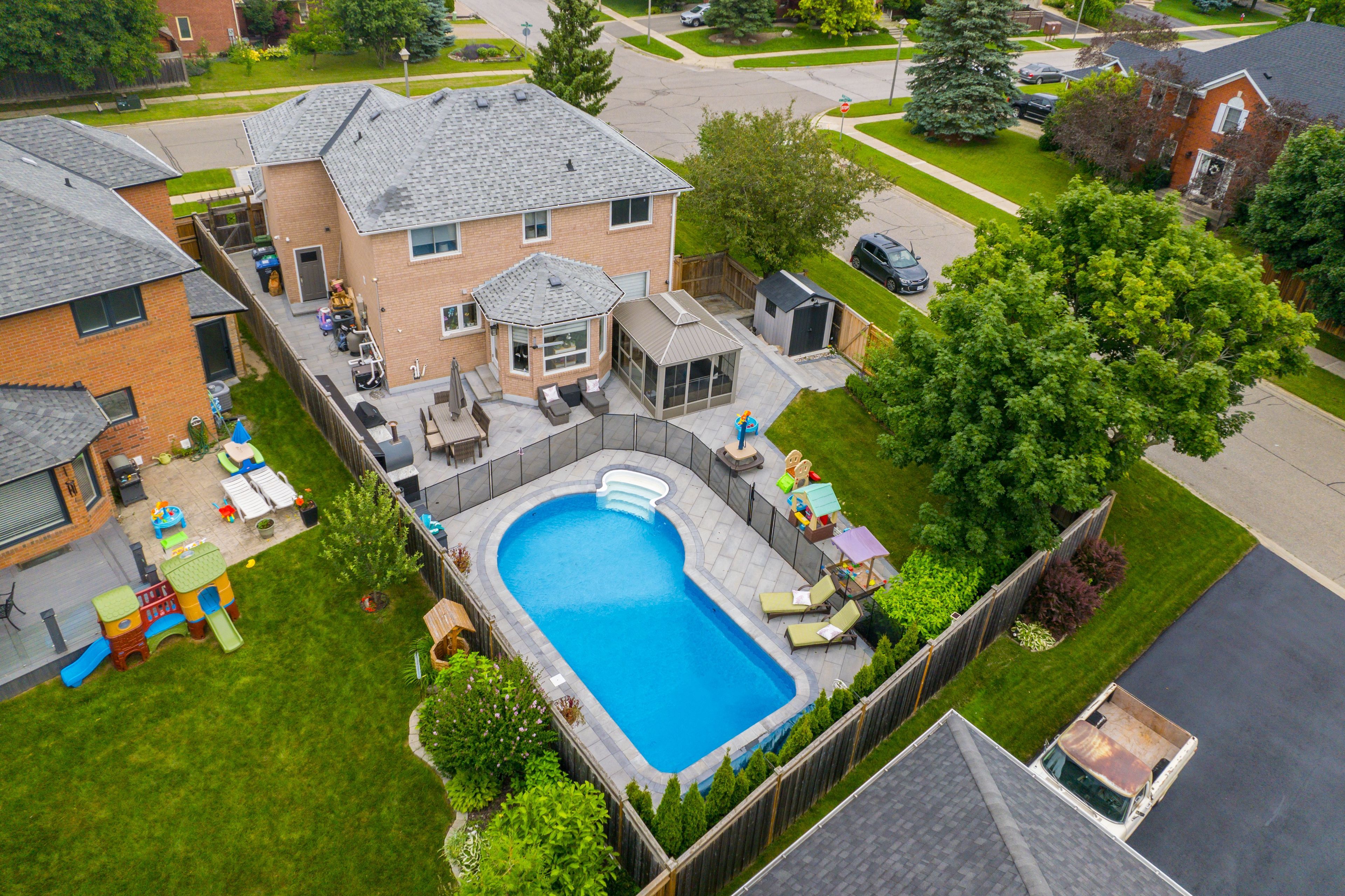 140 Taylorwood Avenue