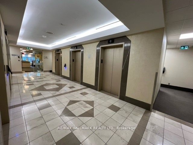 5001 Yonge
