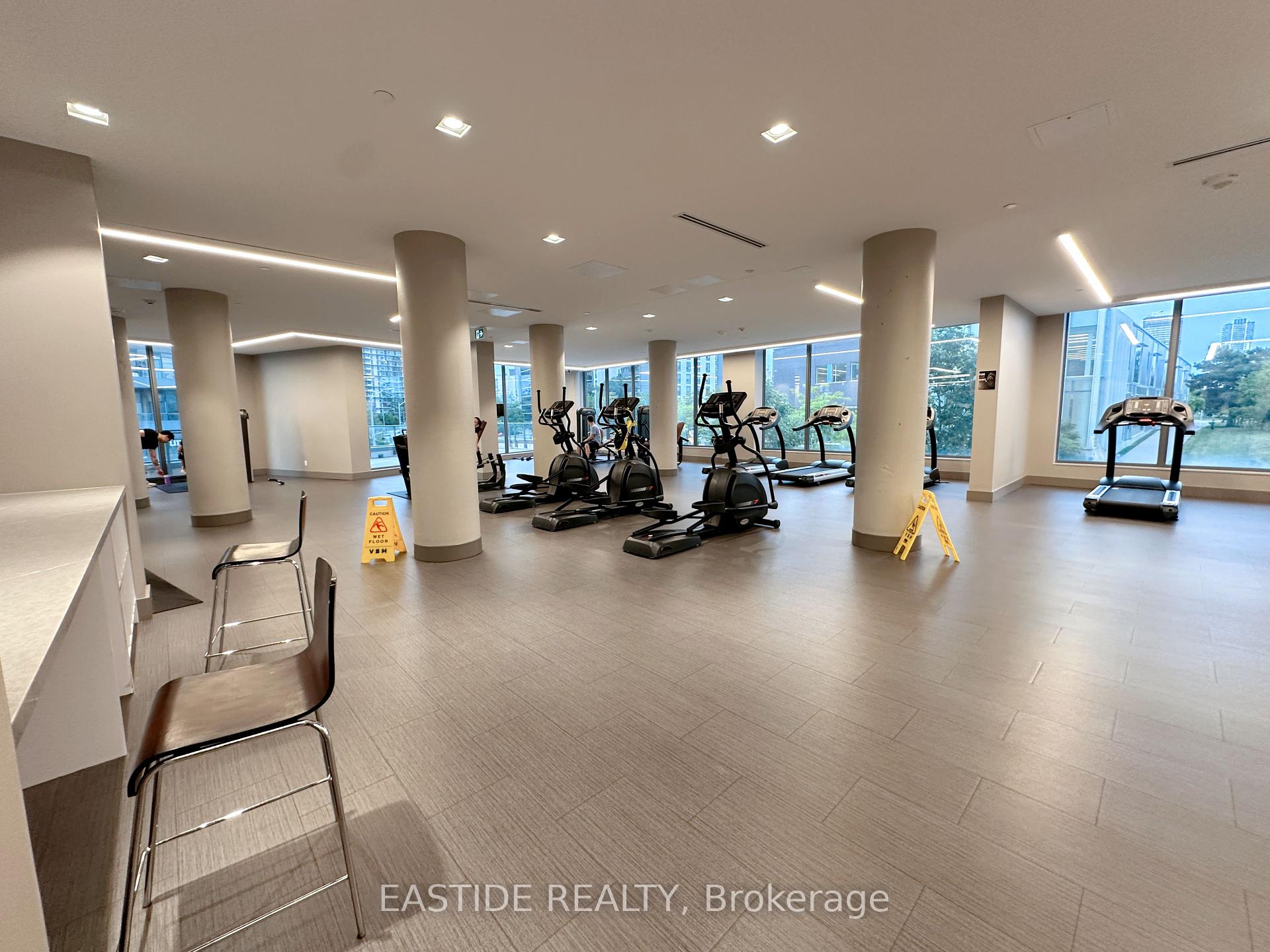 2 Bedrooms Condo at 36 Forest Manor, Toronto For sale