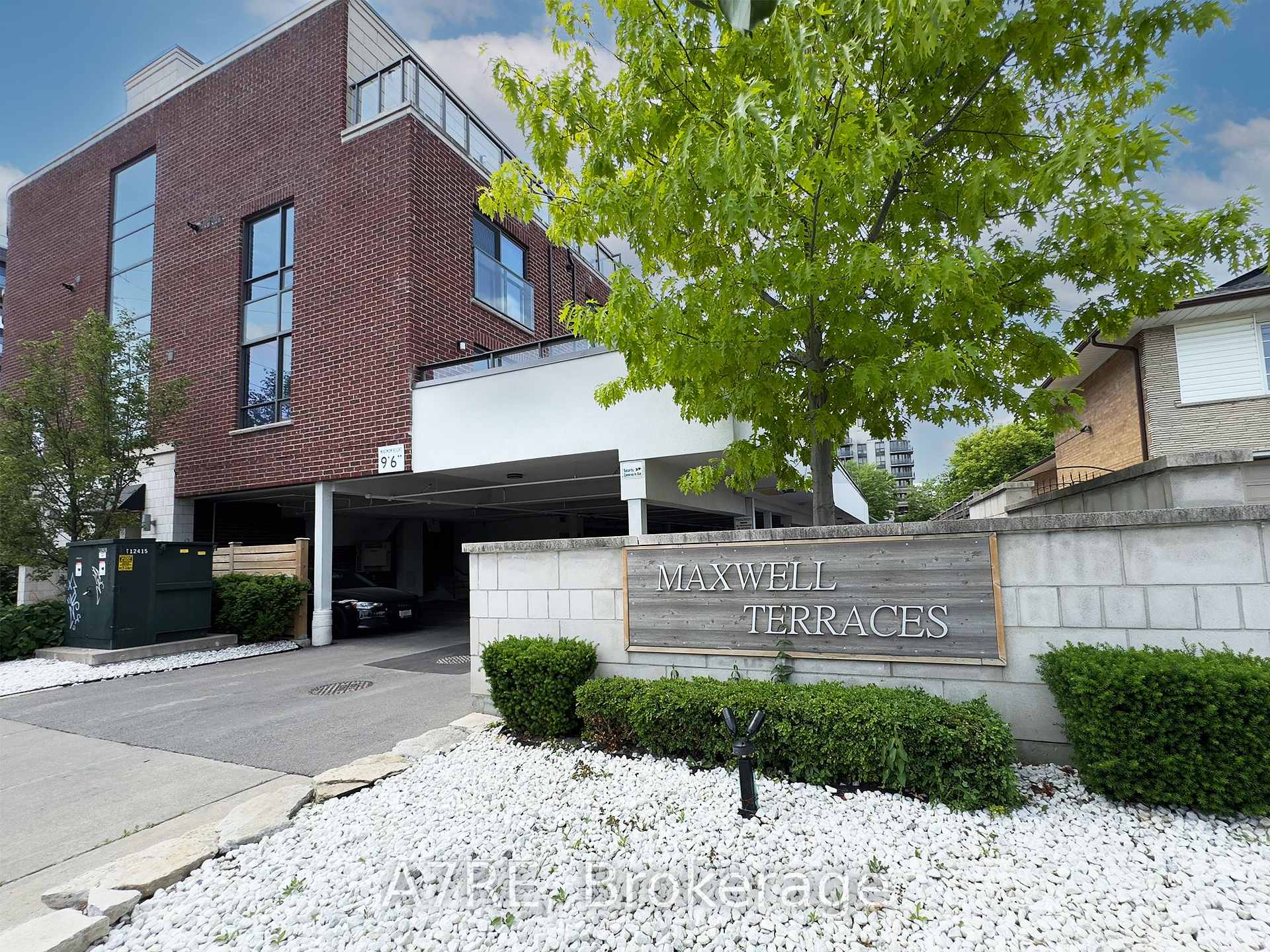 3 Bedrooms Condo at 724 Sheppard, Toronto For sale