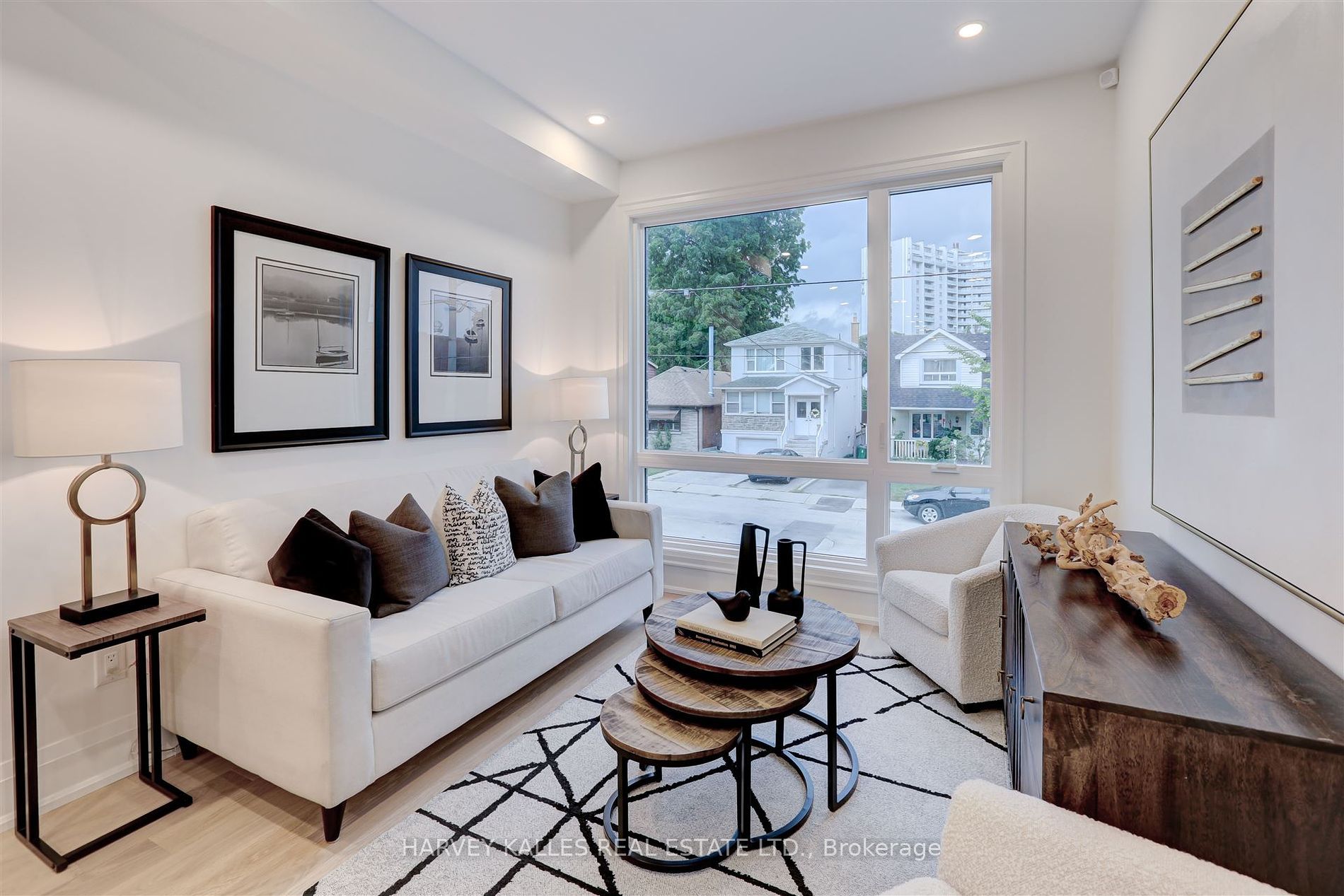 7B Bracebridge Avenue