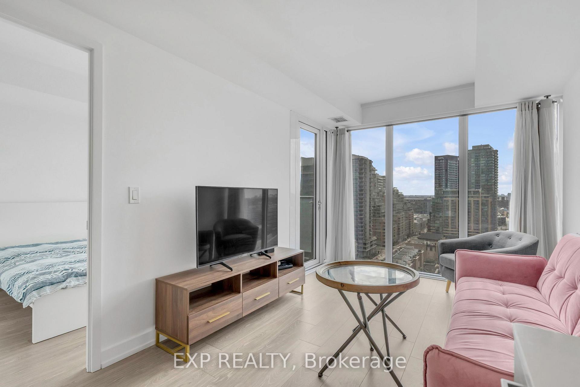 2 Bedrooms Condo at 19 Western Battery, Toronto For sale