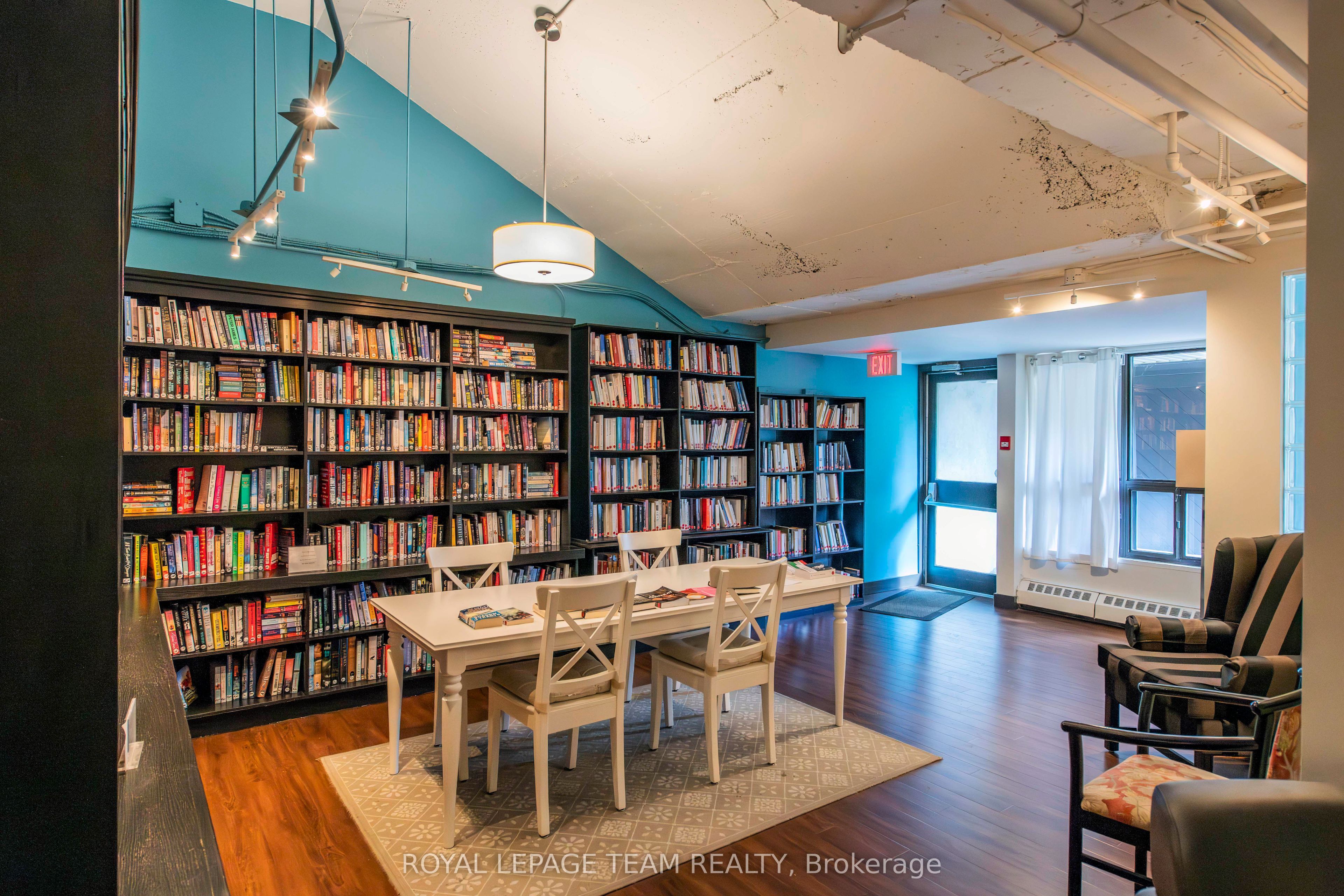 515 ST LAURENT Boulevard, #1909