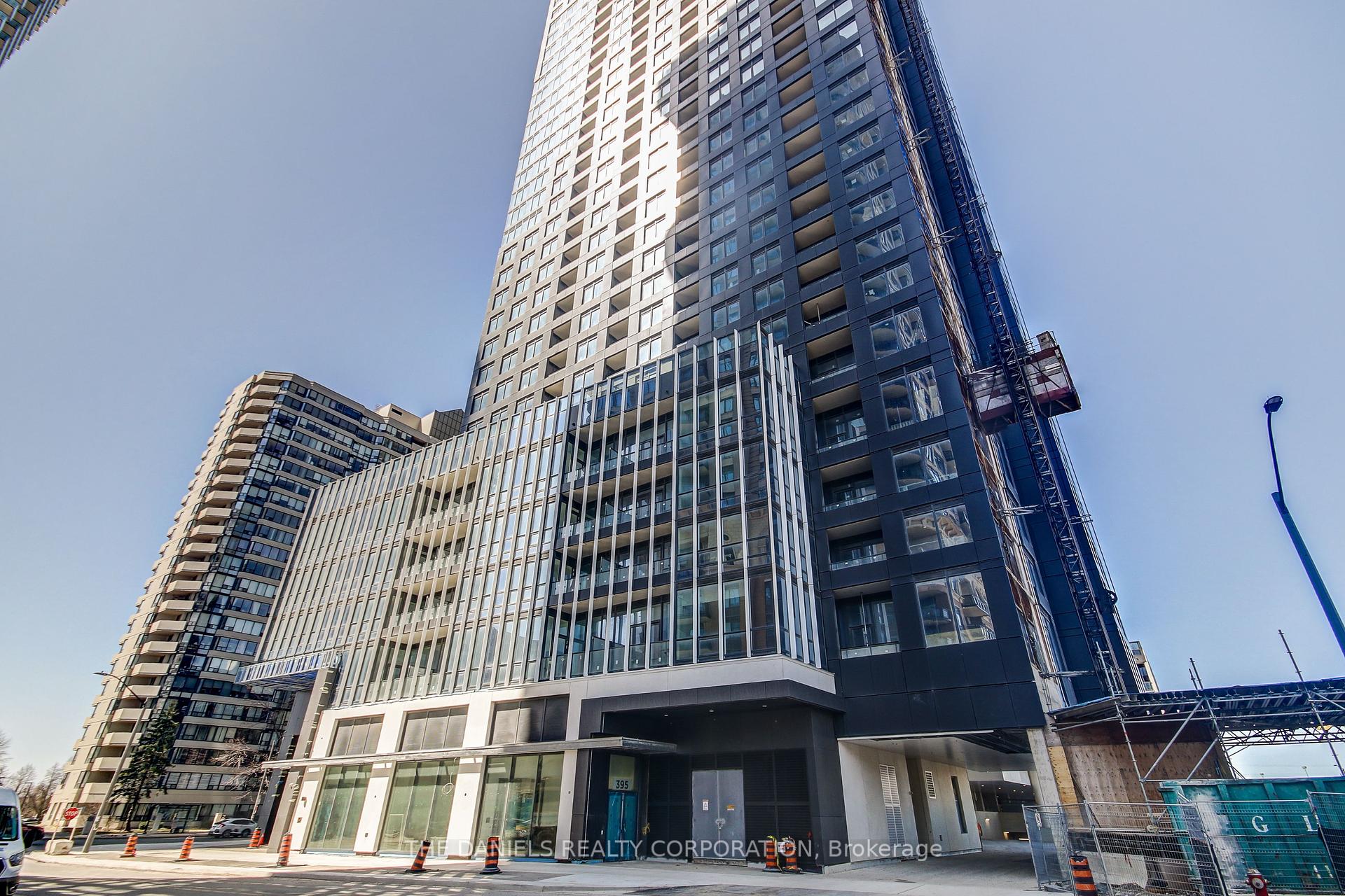 2 Bedrooms Condo at 395 Square One,  Mississauga For sale