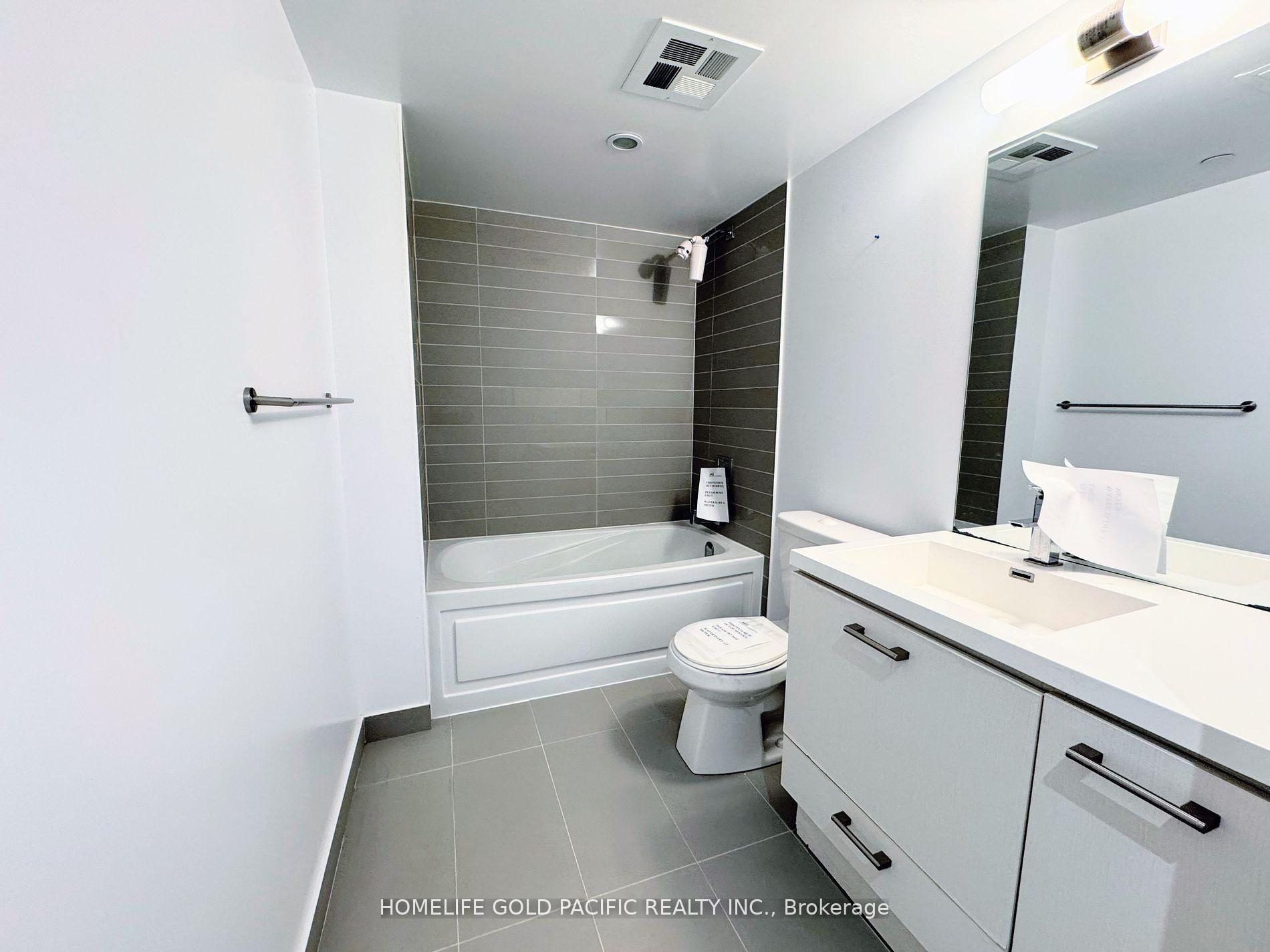2 Bedrooms Condo at 87 Peter, Toronto For sale