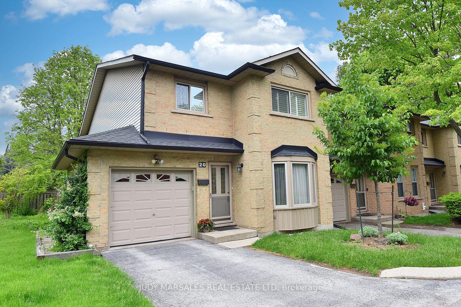 3 Bedrooms Condo at 644 Upper Paradise, Hamilton For sale