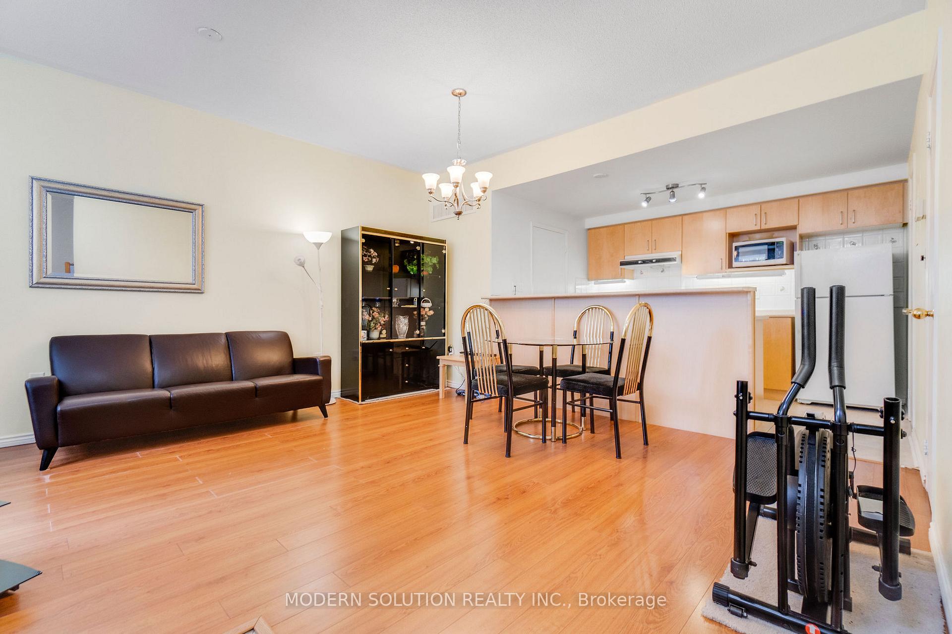 2 Bedrooms Condo at 760 Lawrence, Toronto For sale