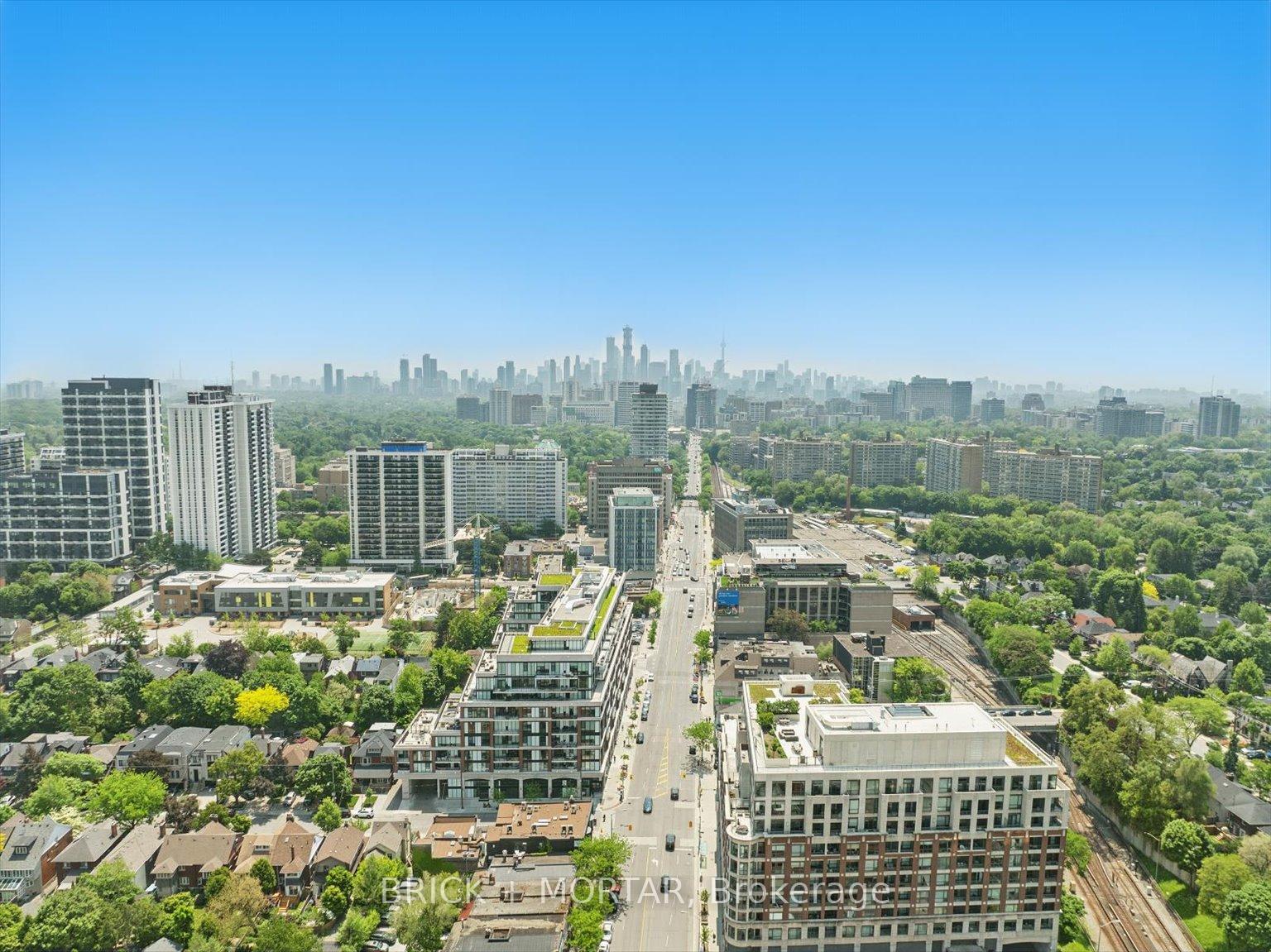 2 Bedrooms Condo at 1 Hillsdale, Toronto For sale