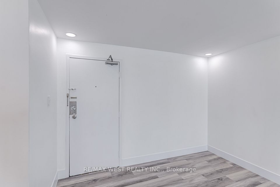 #1013 - 390 Dixon Road ; MLS ID: W12109089