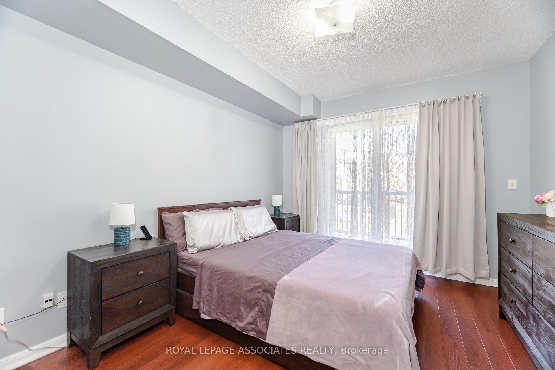 3 Bedrooms Condo at 3043 Finch, Toronto For sale