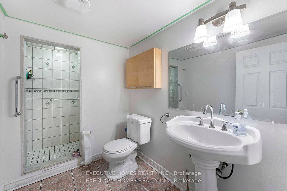 https://trreb-image.ampre.ca/GebXDcEBBaNw5xN78xQqrGh3359ES0WfmRcv-04sKMA/rs:fit:960:960/wm:.5:so:0:50:.4/wmsh:10/wmt:PHNwYW4gZm9yZWdyb3VuZD0nd2hpdGUnIGZvbnQ9JzY4Jz5FWEVDVVRJVkUgSE9NRVMgUkVBTFRZIElOQy4sIEJyb2tlcmFnZTwvc3Bhbj4/L3RycmViL2xpc3RpbmdzLzQxLzEwLzY5Lzk0L3AvNzhkMTI0MjUtNzM0Yi00OWI4LTk0ZTktNjdkNjUwOGNiNDNhLmpwZw.jpg
