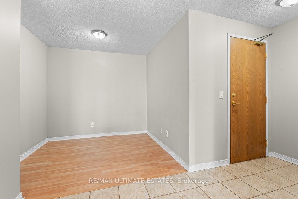 2 Bedrooms Condo at 5500 Yonge, Toronto For sale