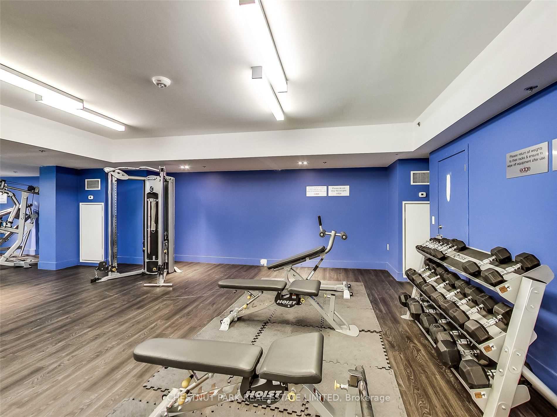 2 Bedrooms Condo at 36 Lisgar, Toronto For sale