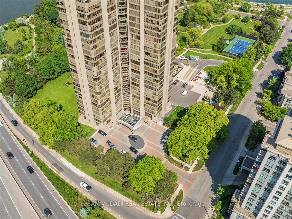 1 Bedroom Condo at 2045 Lake Shore, Toronto For sale