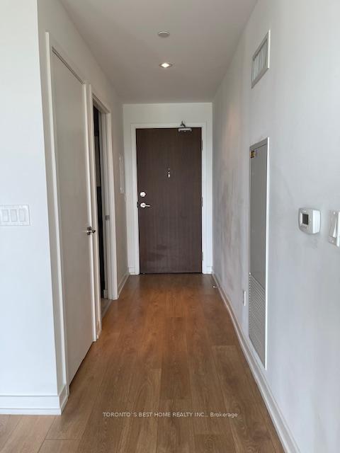 Condo at 117 Mcmahon, Toronto For sale
