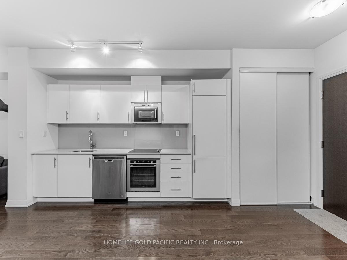 2 Bedrooms Condo at 460 Adelaide,  Toronto For sale