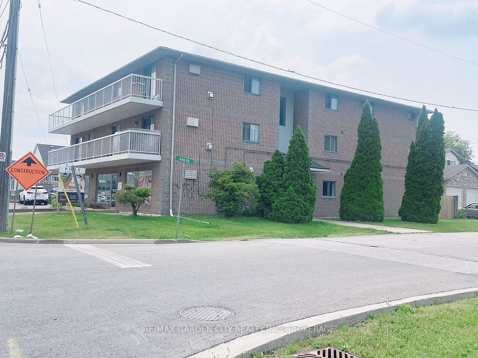 #201 - 210 PELHAM Road, St. Catharines, ON L2S 1W9
