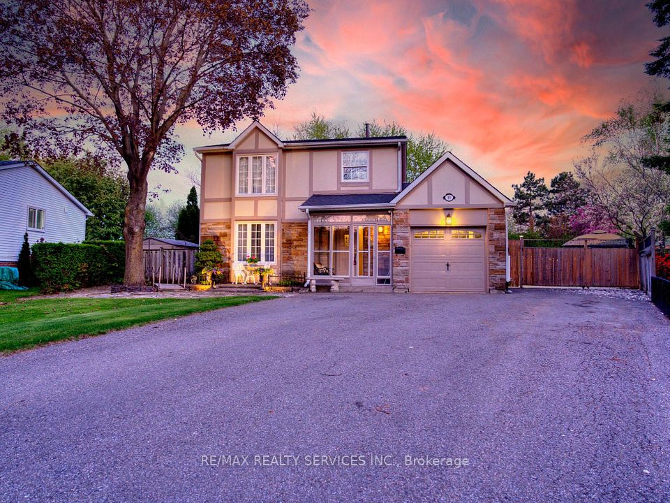 90 Jill Crescent, Brampton, ON L6S 3J2