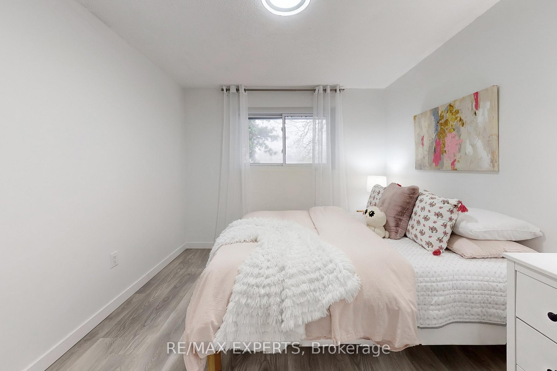 3 Bedrooms Condo at 66 Scarborough Golf Club, Toronto For sale