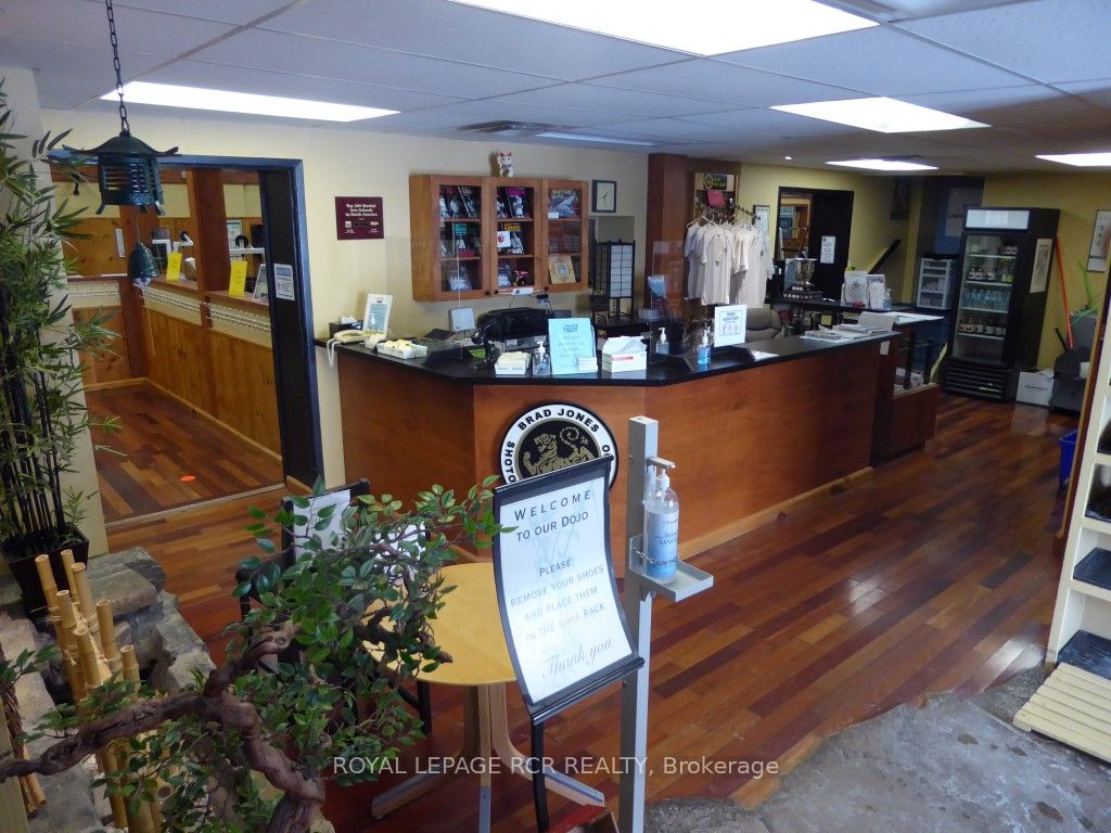 244 Main Street S