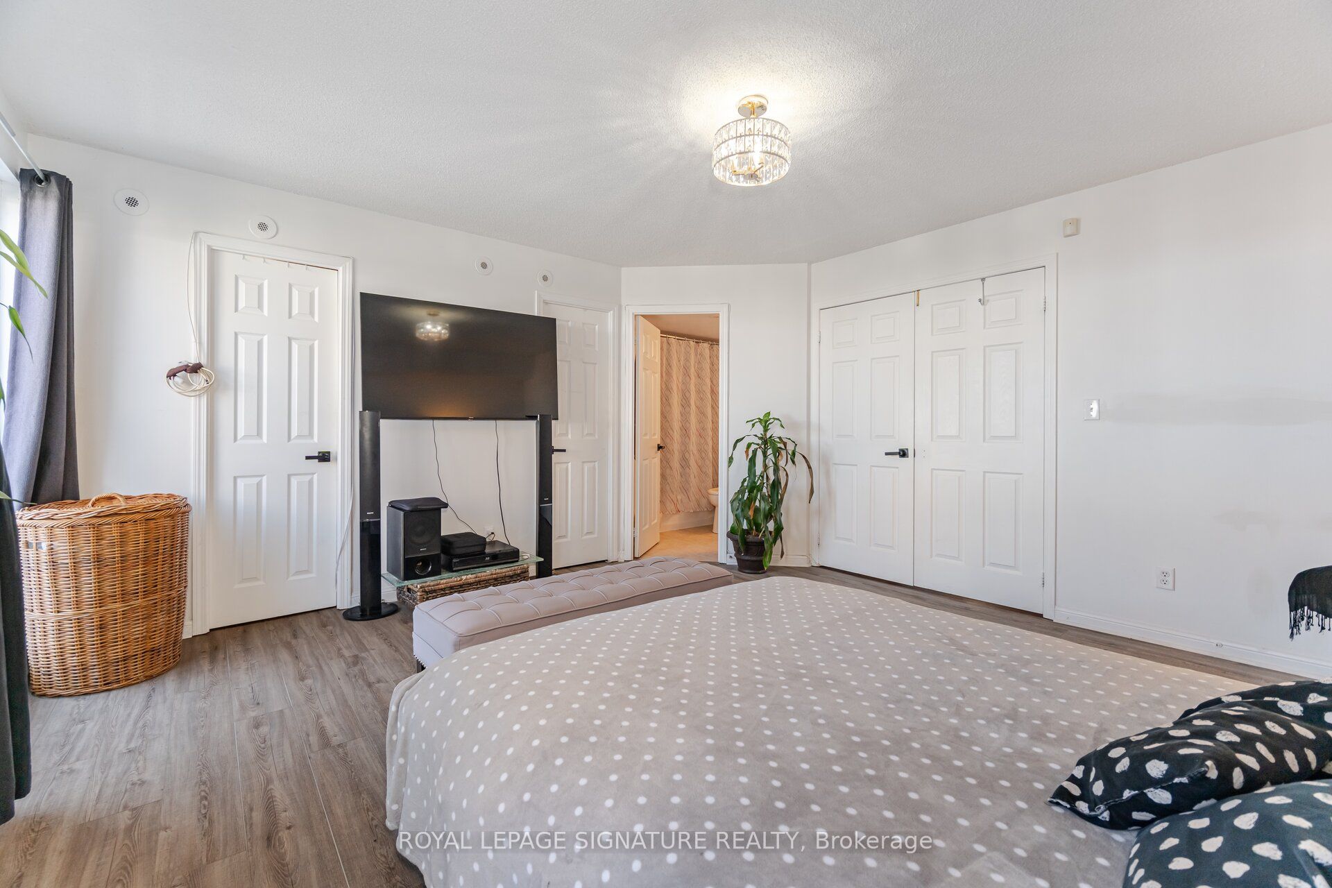 3031 Finch Avenue W, #2023