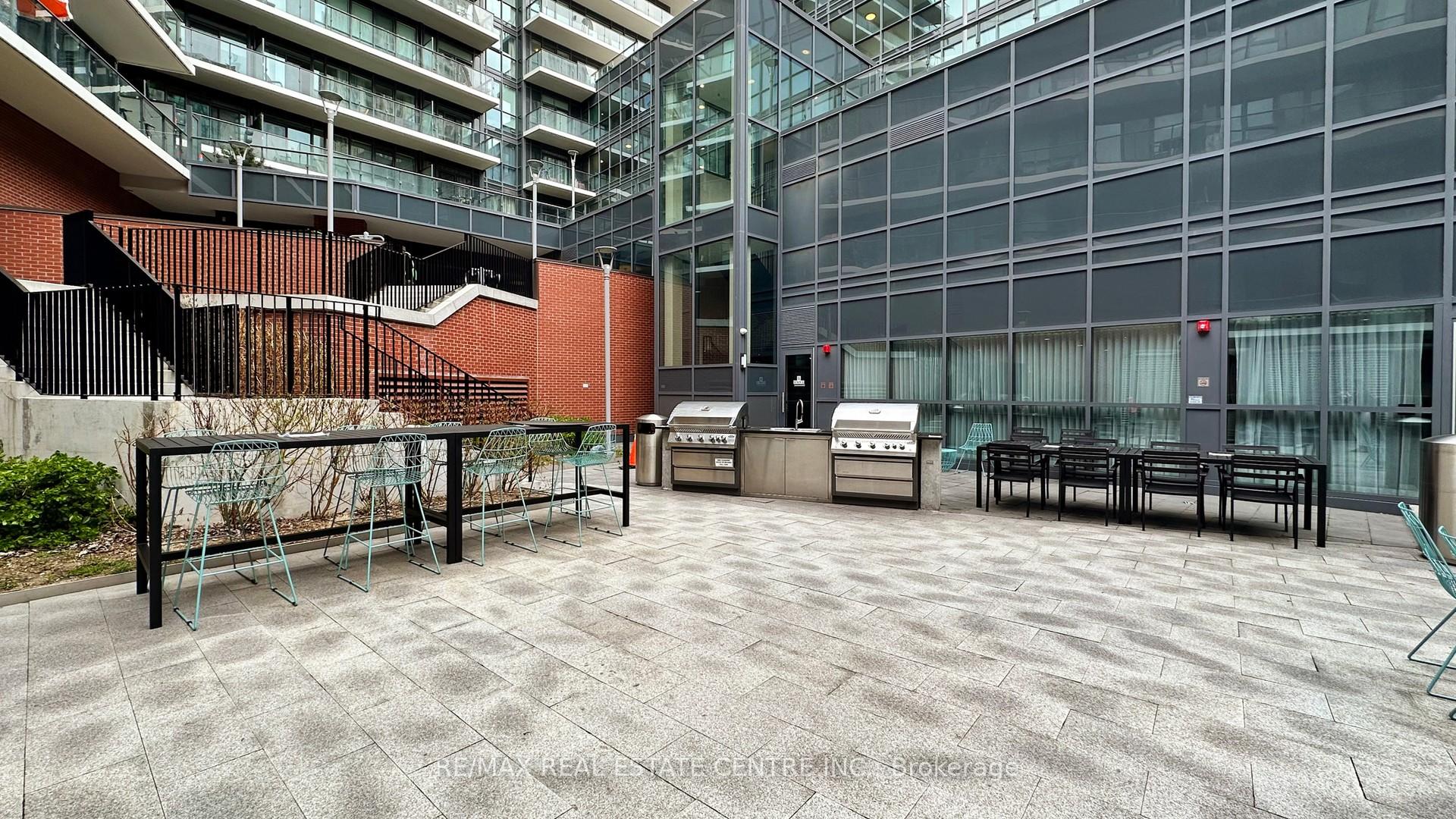 2 Bedrooms Condo at 38 Iannuzzi,  Toronto For sale