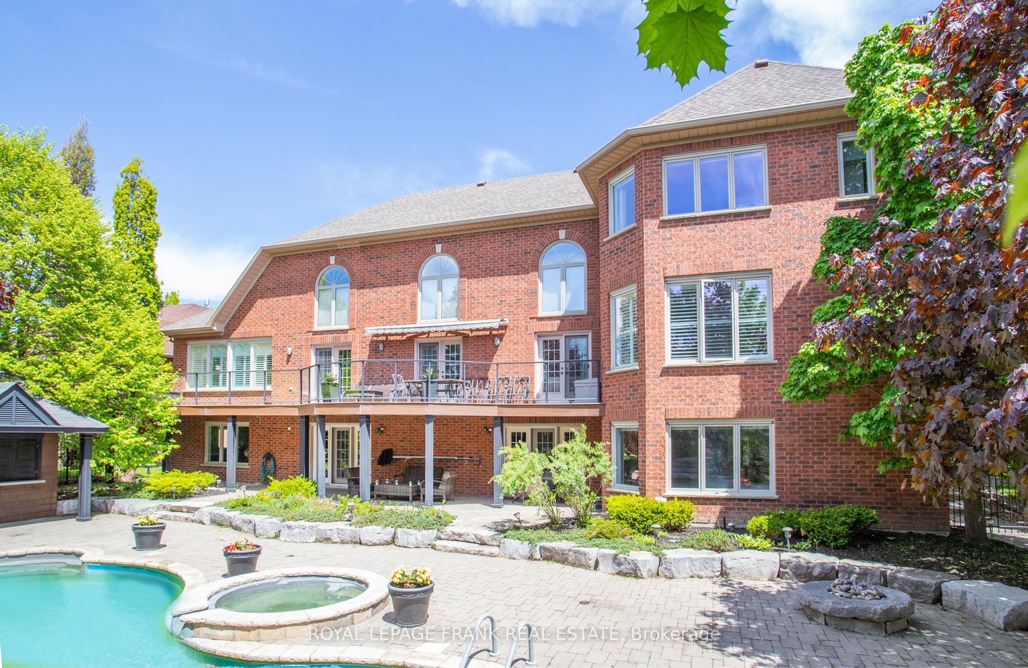 3140 Cochrane Street