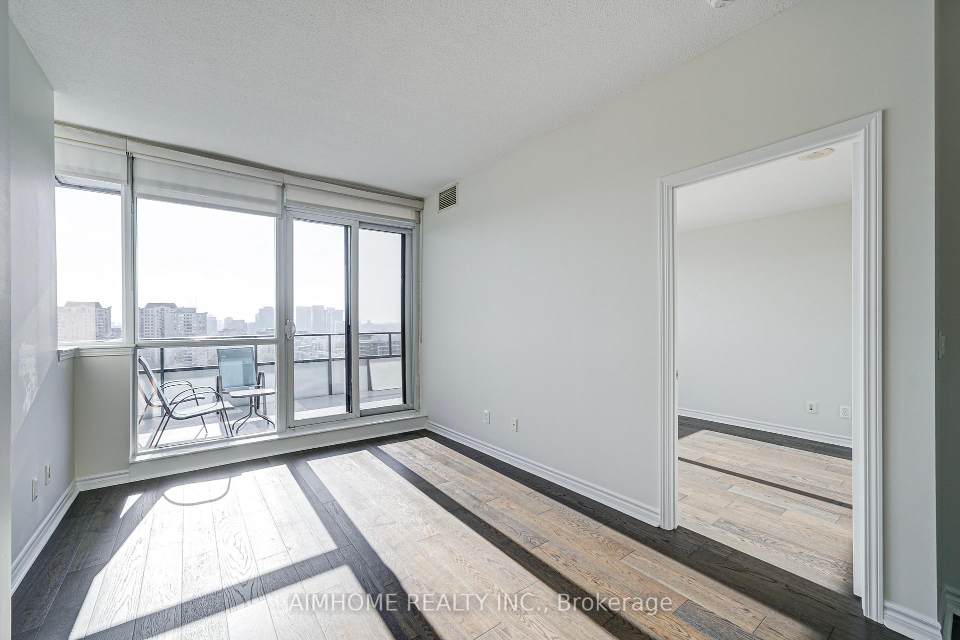 2 Bedrooms Condo at 2885 Bayview, Toronto For sale