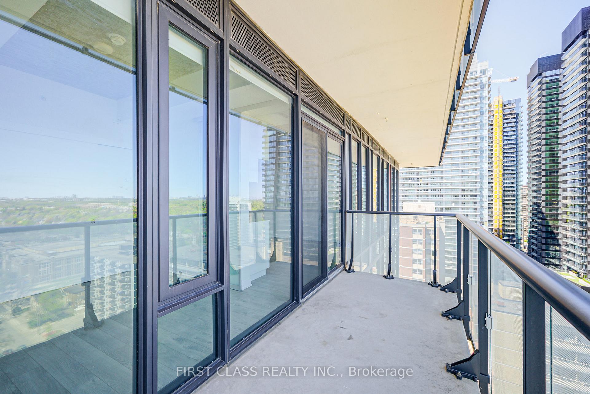 2 Bedrooms Condo at 185 Roehampton, Toronto For sale