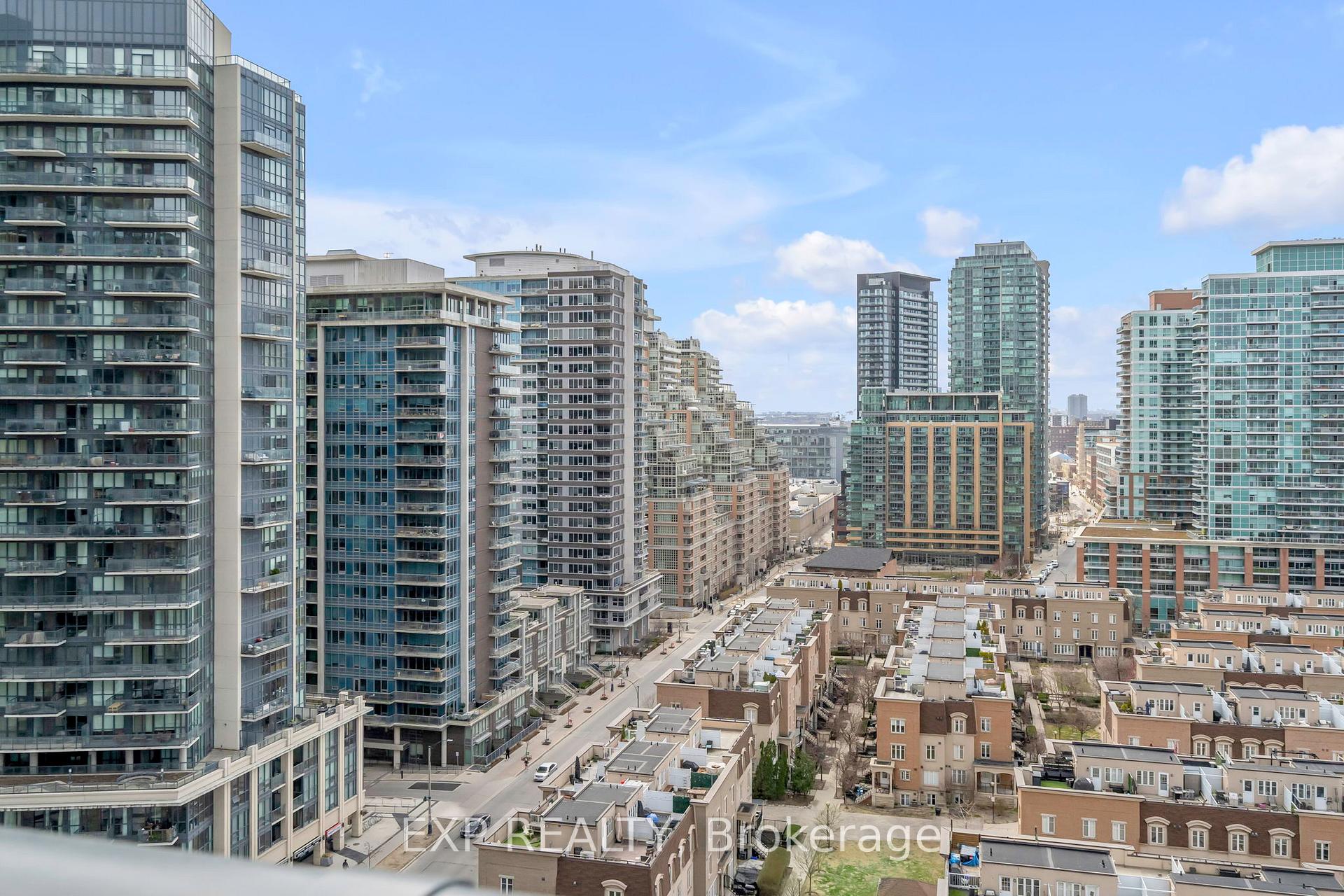 2 Bedrooms Condo at 19 Western Battery, Toronto For sale
