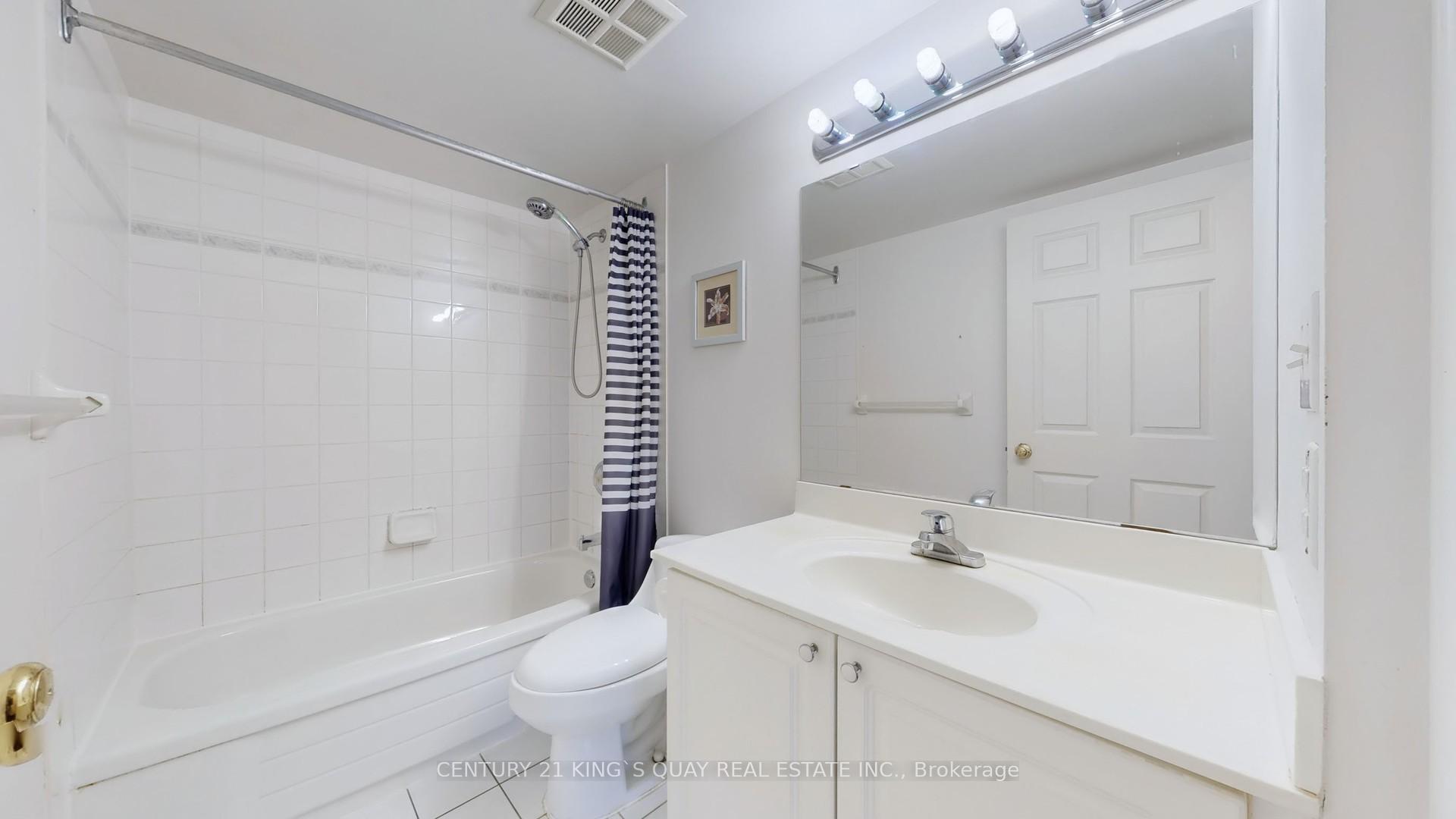 2 Bedrooms Condo at 18 Pemberton, Toronto For sale