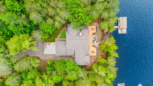 1827 Crystal Lake