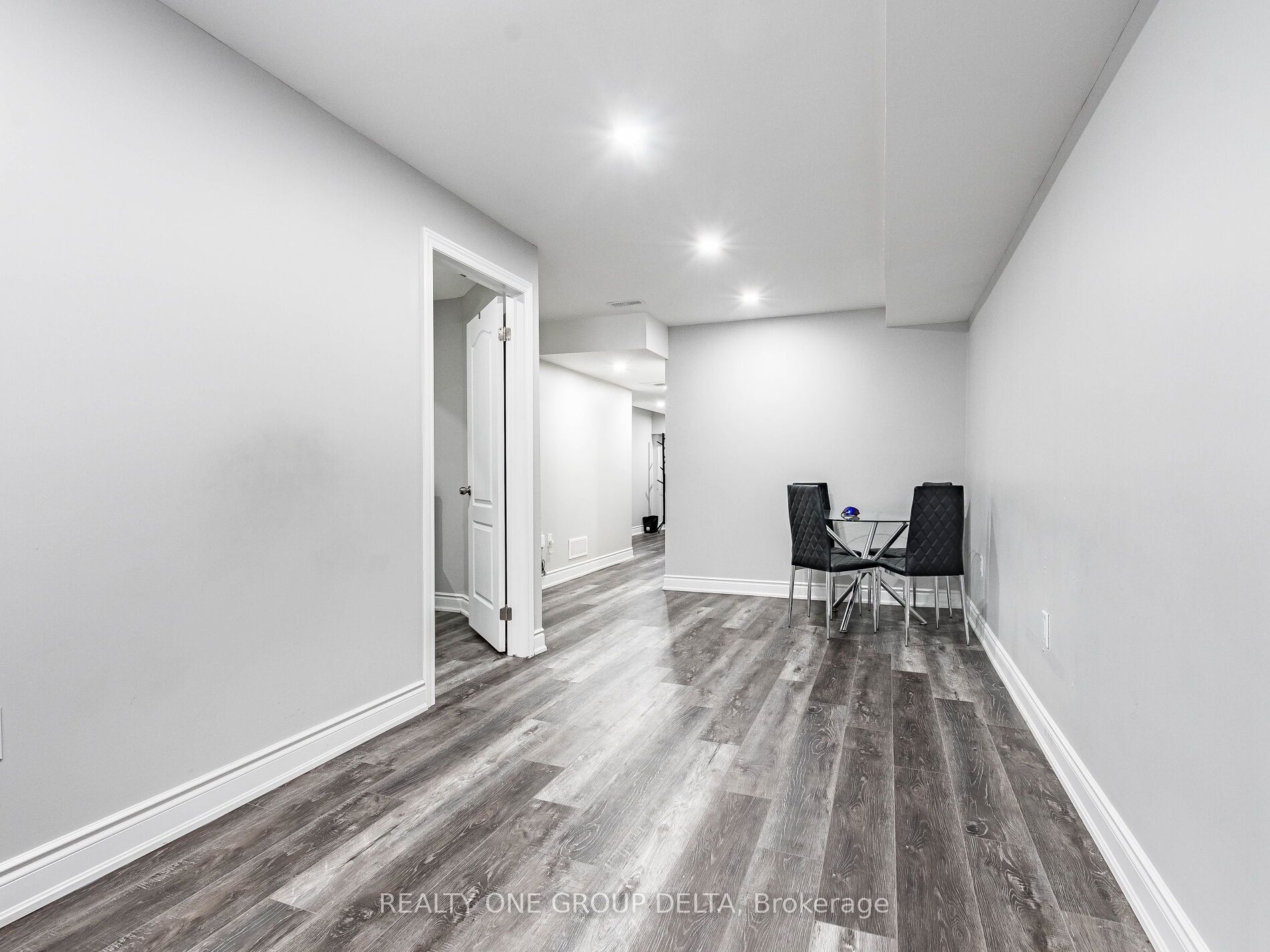 6 Quinton Ridge, #.