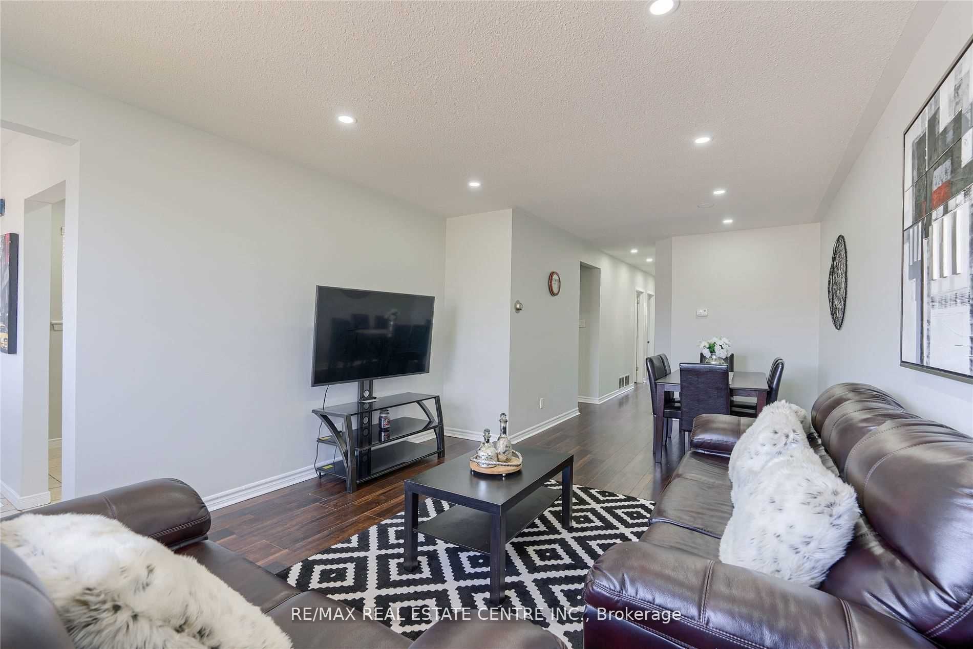 11 Garfield Crescent, #Upper