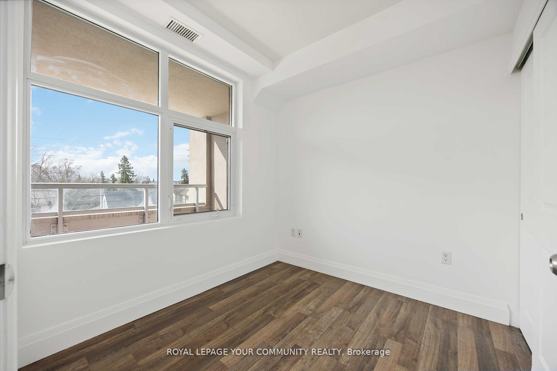 3 Bedrooms Condo at 222 Finch, Toronto For sale