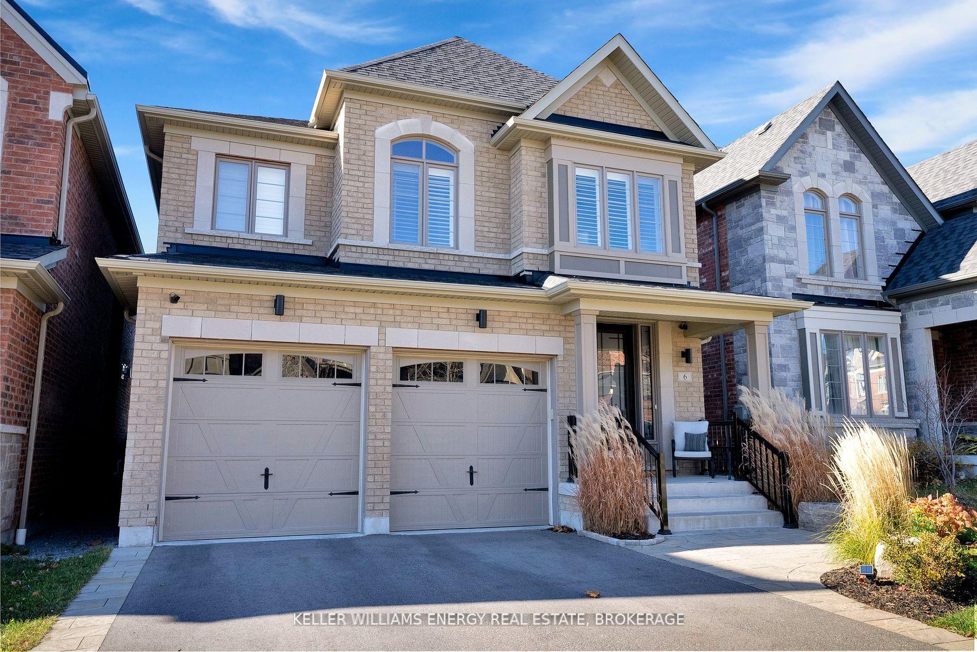 6 Hayeraft Street, Whitby, ON L1P 0C6