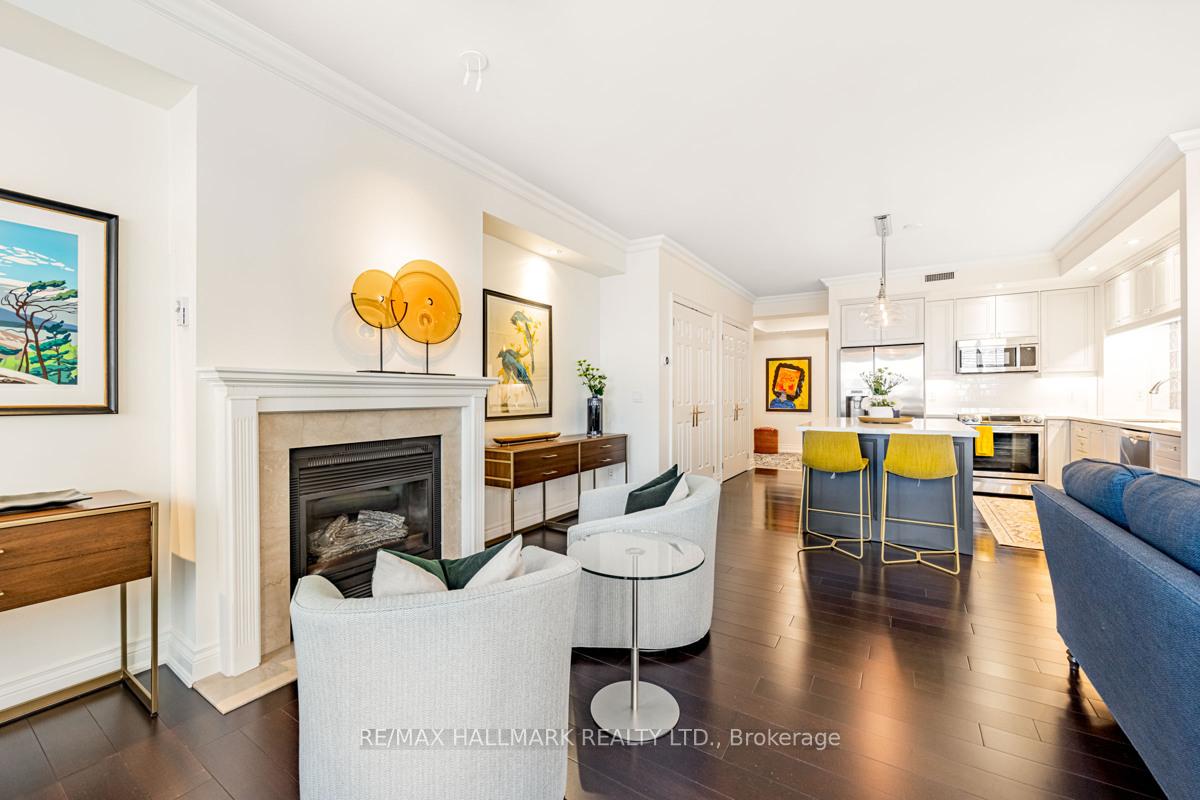2 Bedrooms Condo at 8 Sultan, Toronto For sale