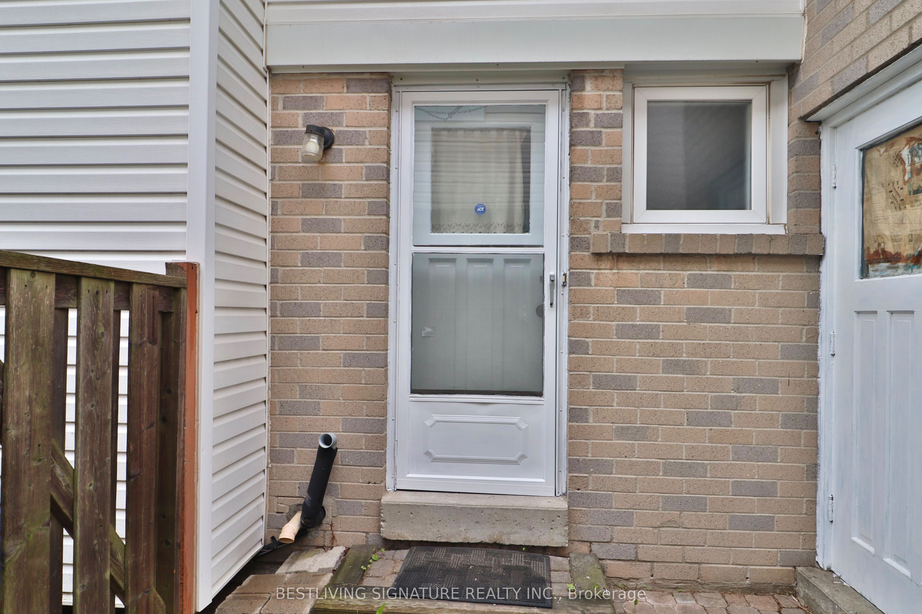 17 Eagle Point Road