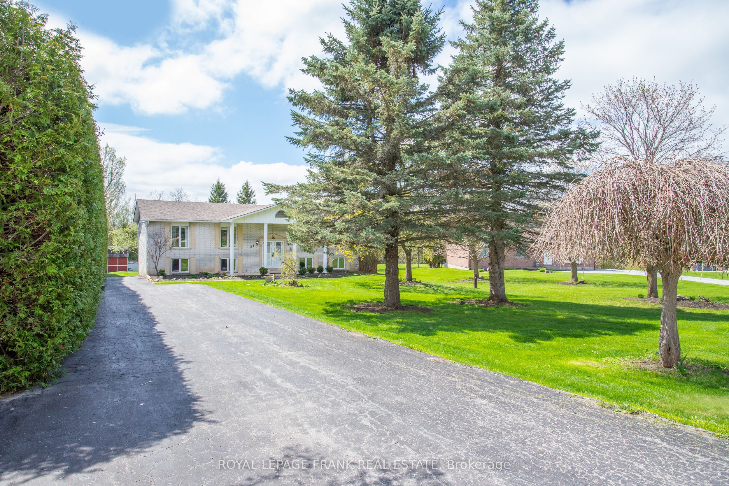 24 Pearl Drive, Scugog, ON L0C 1B0