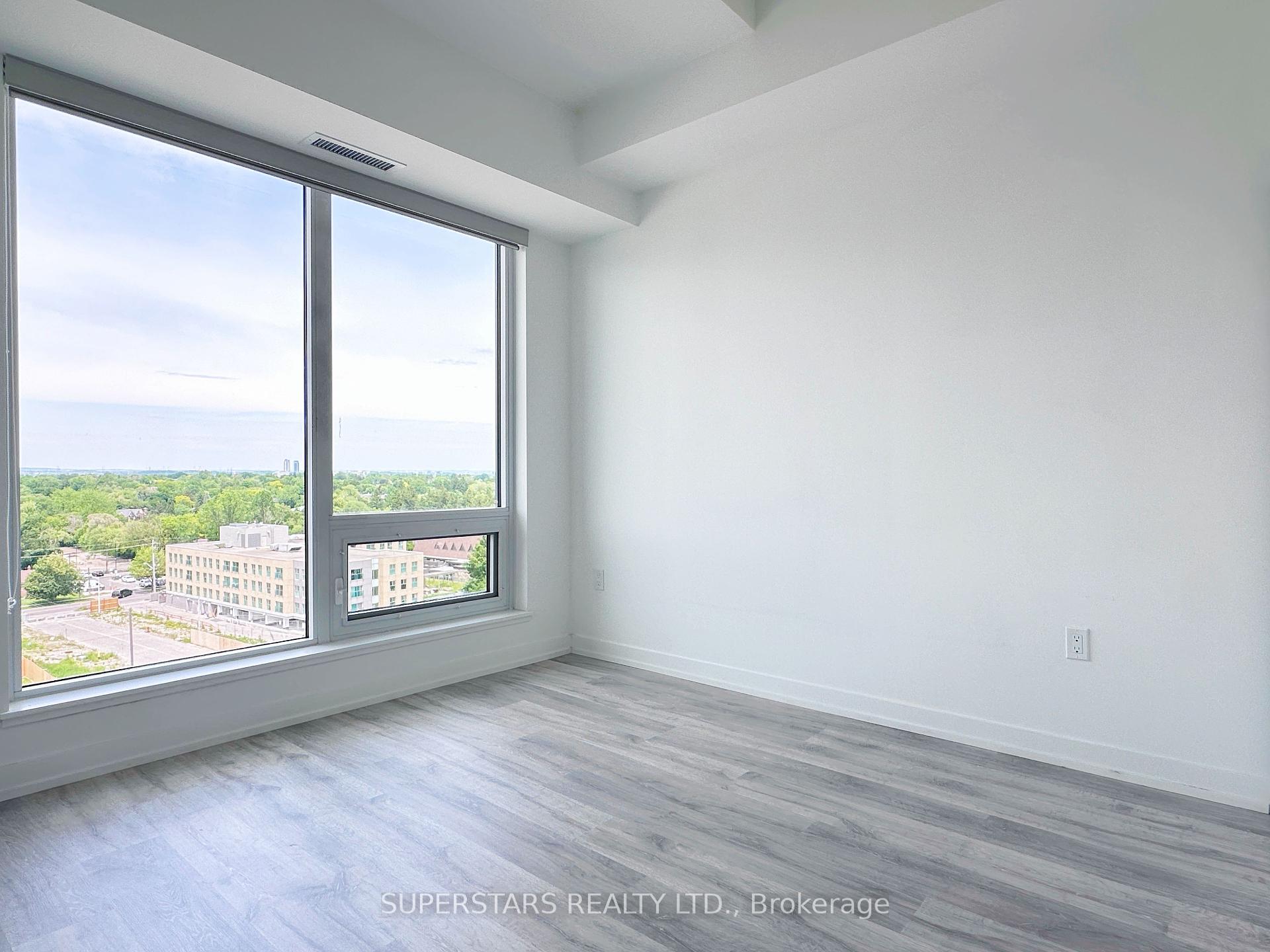 2 Bedrooms Condo at 7 golden lion, Toronto For sale