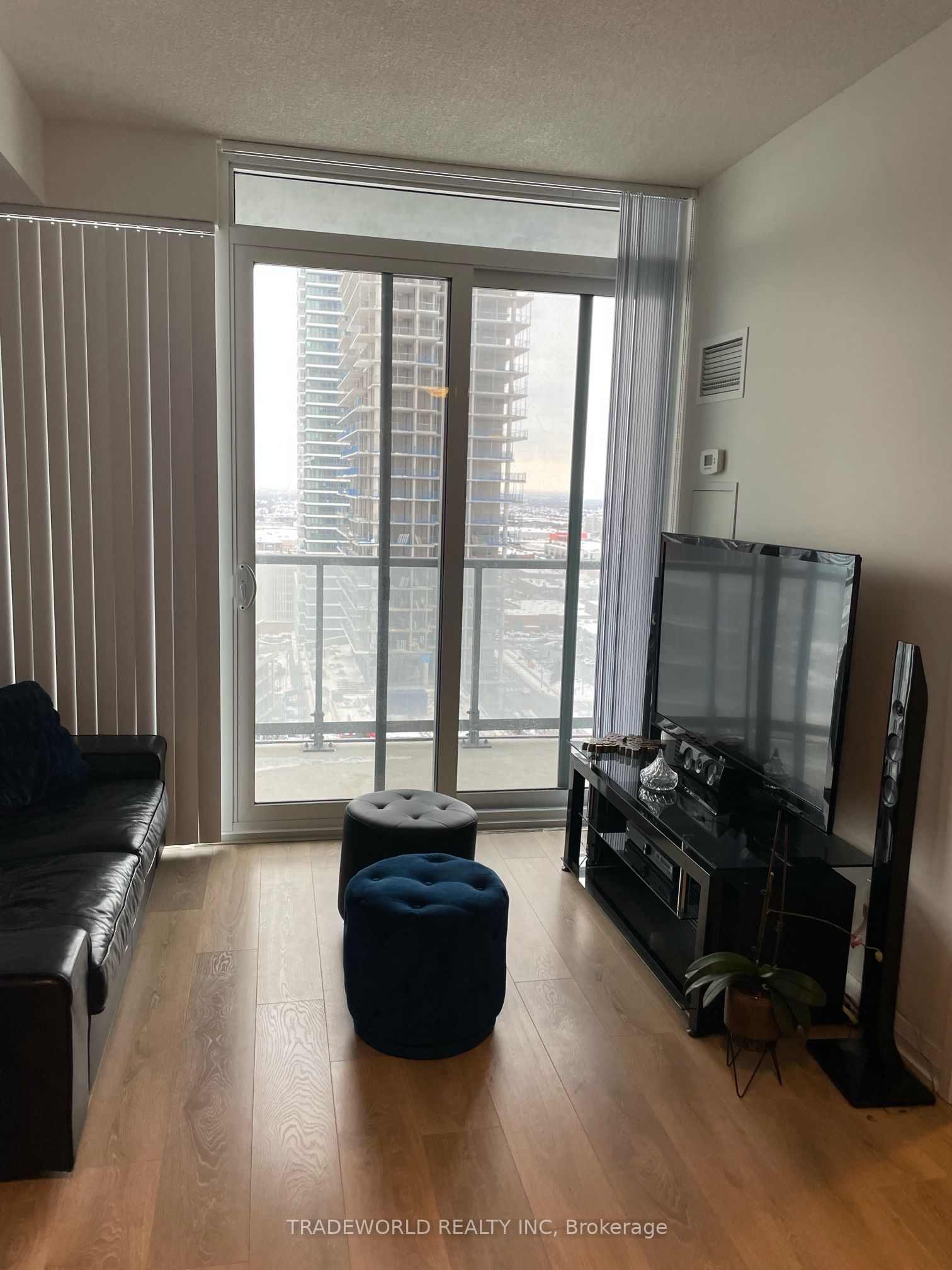 7895 Jane Street, #1911