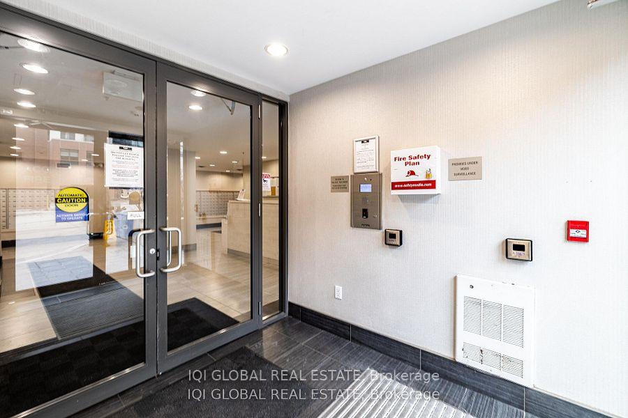 2 Bedrooms Condo at 1420 Dupont, Toronto For sale